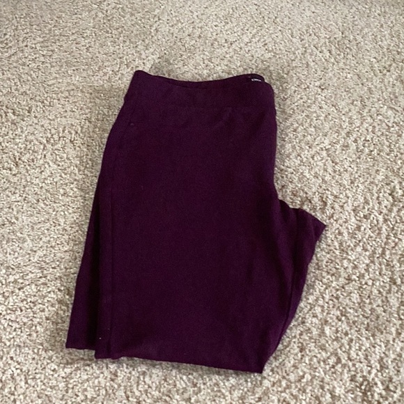 Like new DKNY pull on jeans size M - Picture 2 of 12